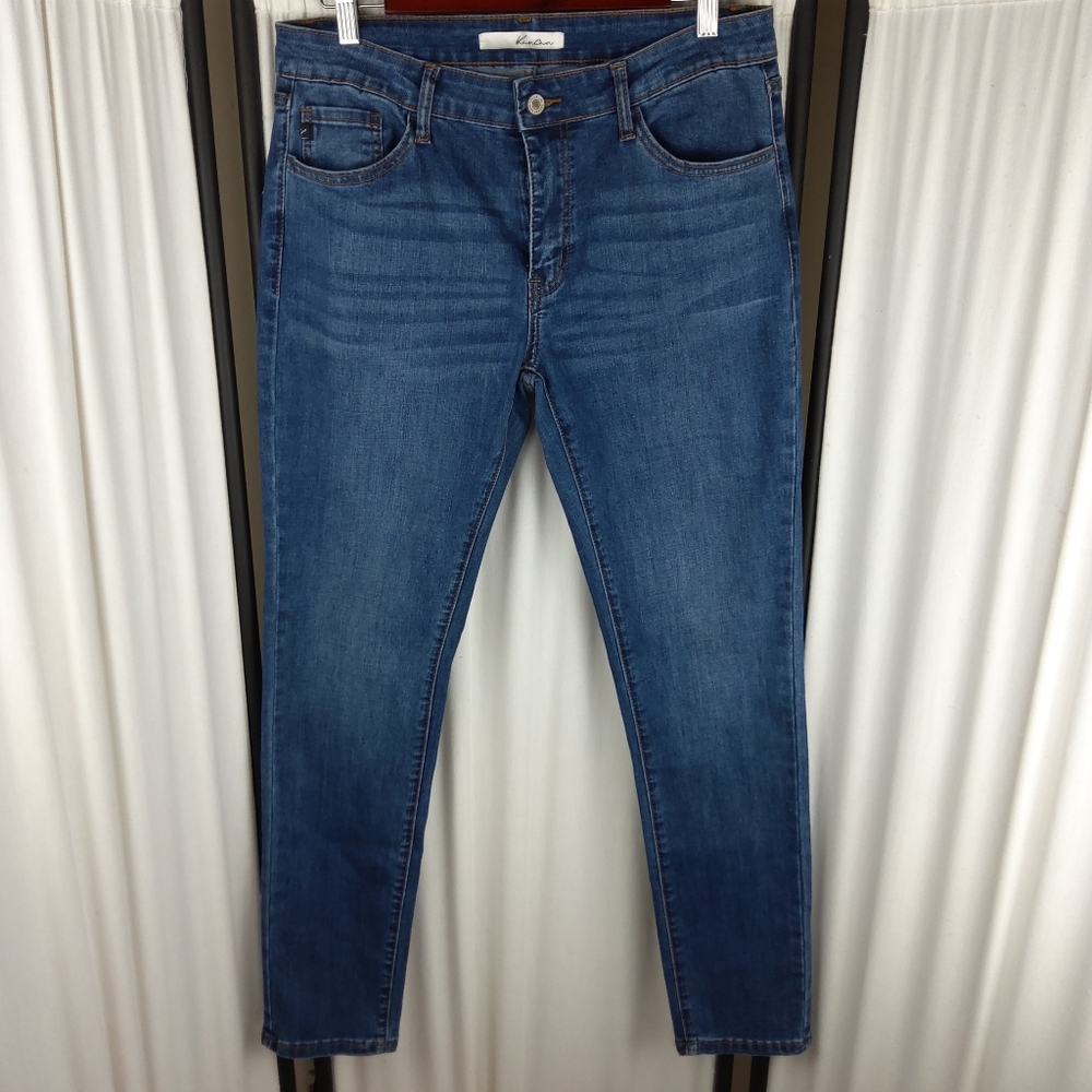 KanCan Skinny Medium Wash Blue Jeans KC11214M Size 11/29 Stretch‎ Jeans